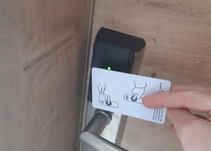 Gaestehaus & Vinothek Strasser